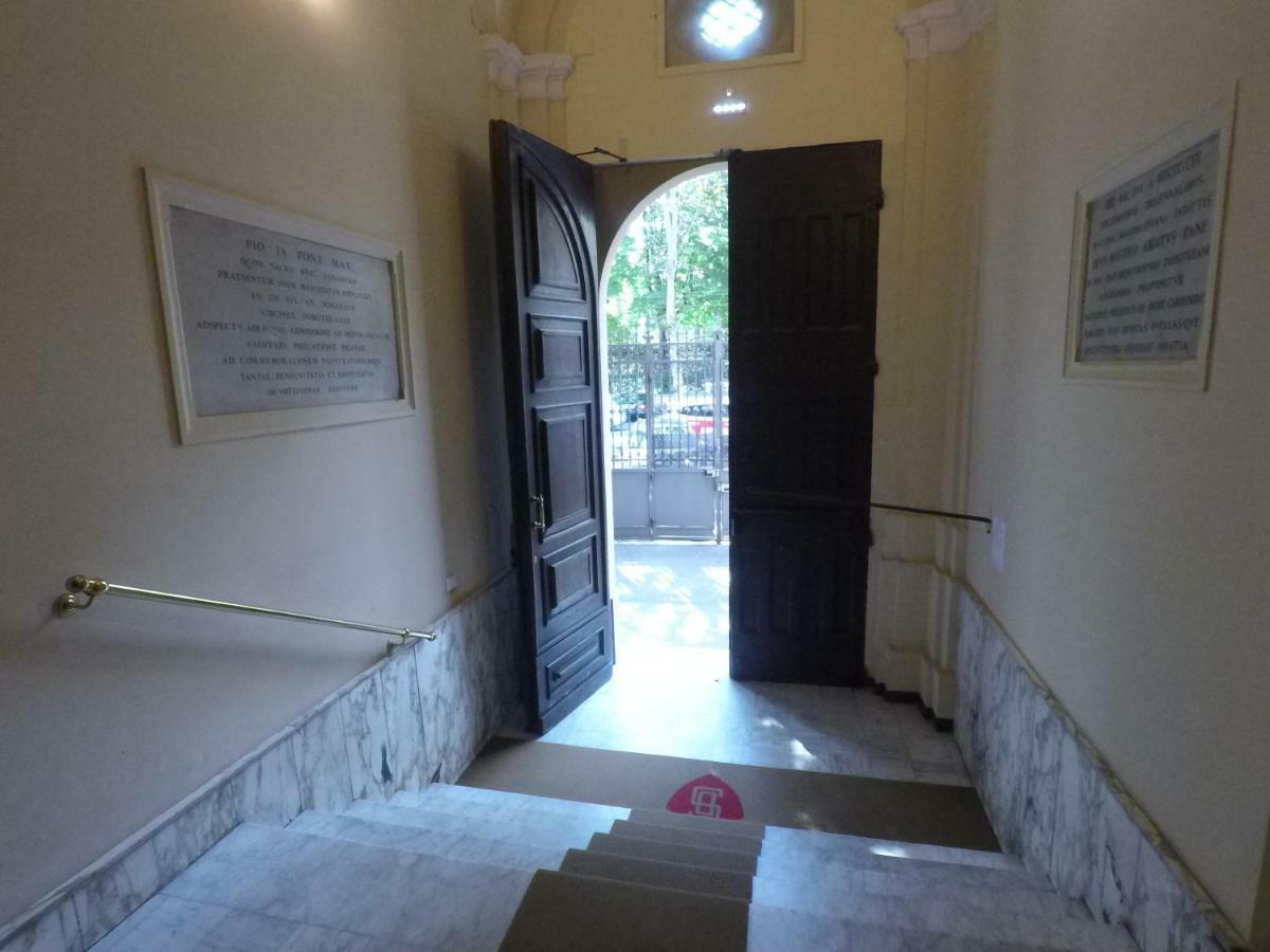 Convent Palace 博洛尼亚 外观 照片